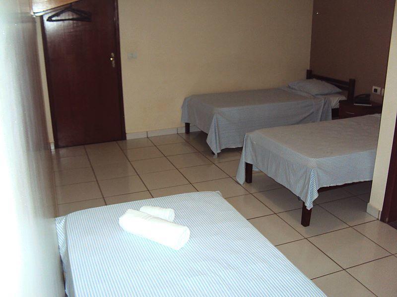Hotel Paineiras Itumbiara Kültér fotó